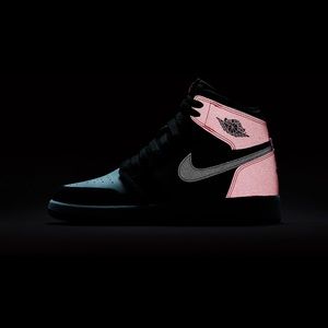 JORDAN 1 VALENTINES DAY SHOES 6.5Y